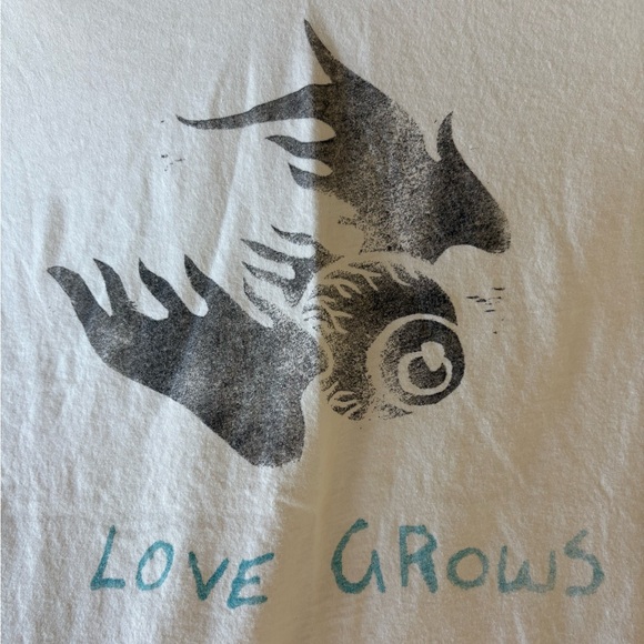 imogene + willie Cream Graphic Tee - Picture 2 of 7